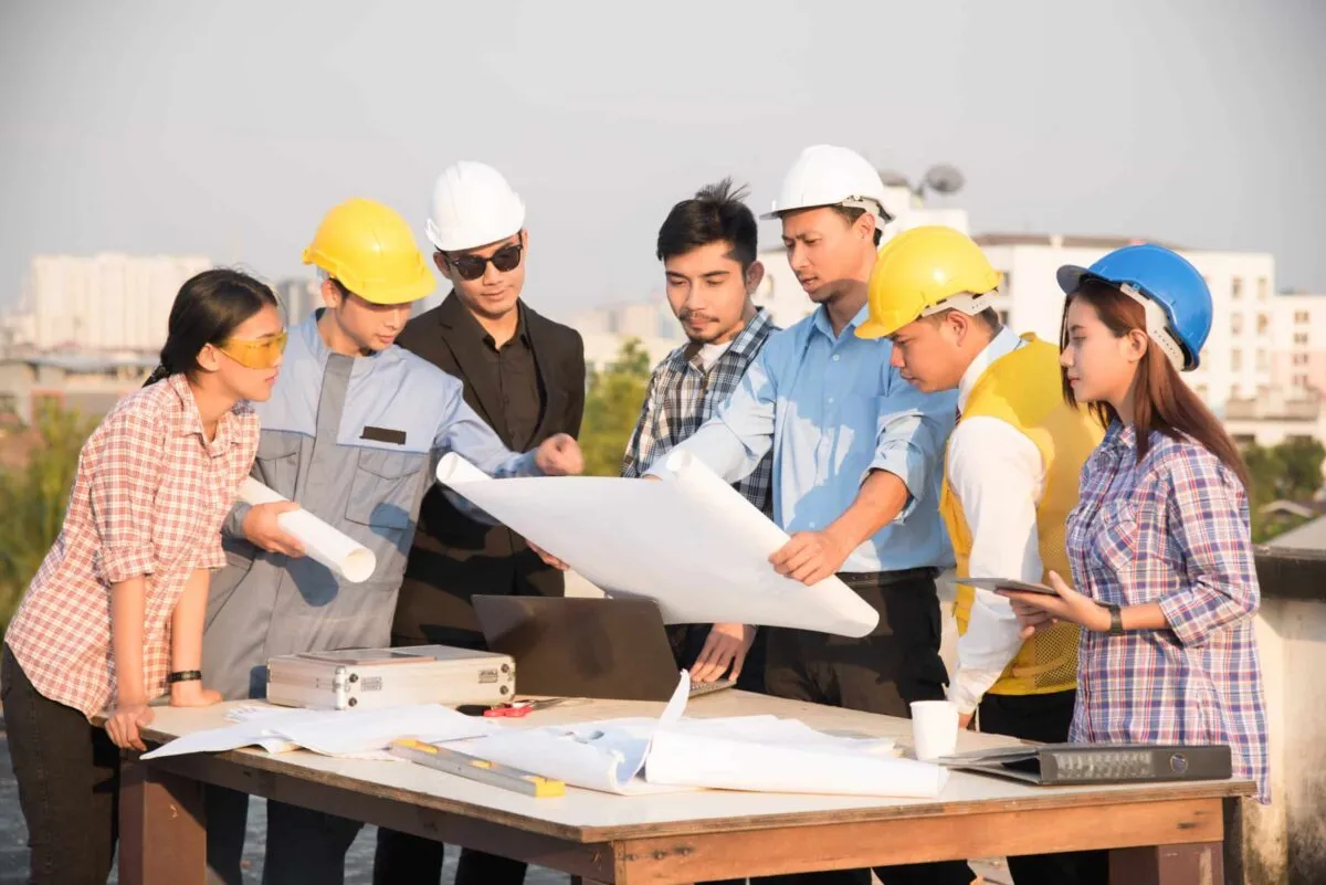 International Expat Contractors: The Easiest Way For Good Work? - Expat ...